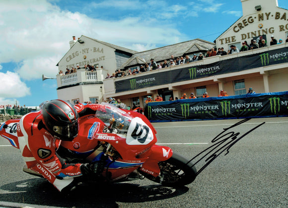 Guy Martin - Bungalow - TT 2017 - 10 x 8 Autographed Picture
