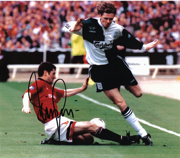 Denis Irwin - Manchester United - 1996 FA Cup Final - 10 x 8 Autographed Picture