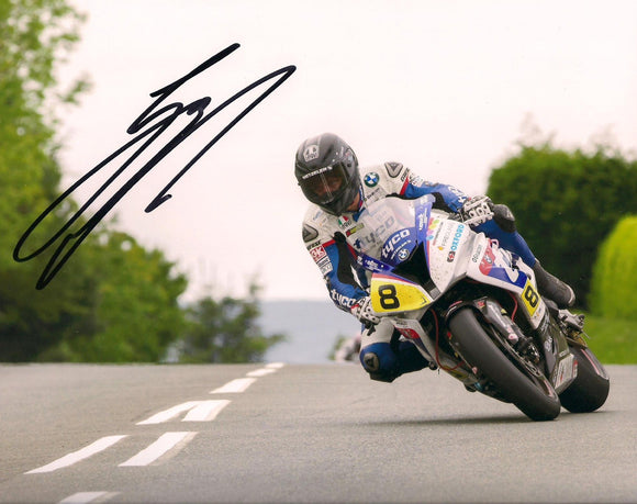 Guy Martin - Signpost Corner - TT 2015 - 10 x 8 Autographed Picture