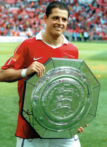 Javier Hernandez - Manchester United - Charity Shield - 16 x 12 Autographed Picture