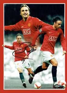 Dimitar Berbatov - Manchester United - 16 x 12 Autographed Picture