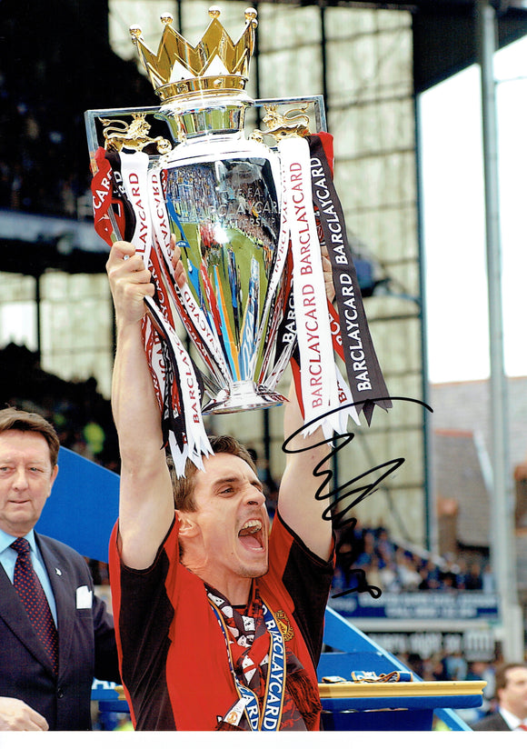 Gary Neville - Manchester United - Premiership Champion - 16 x 12 Autographed Picture