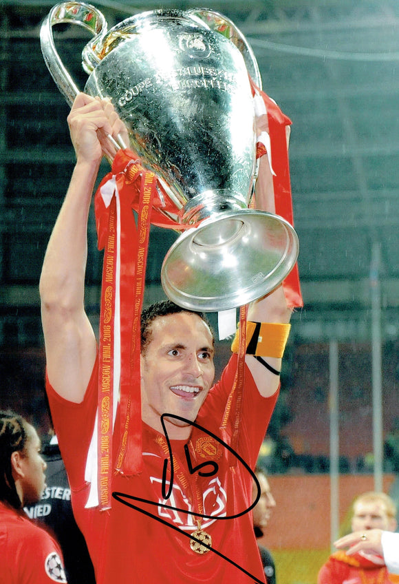 Rio Ferdinand - Manchester United - 12 x 8 Autographed Picture