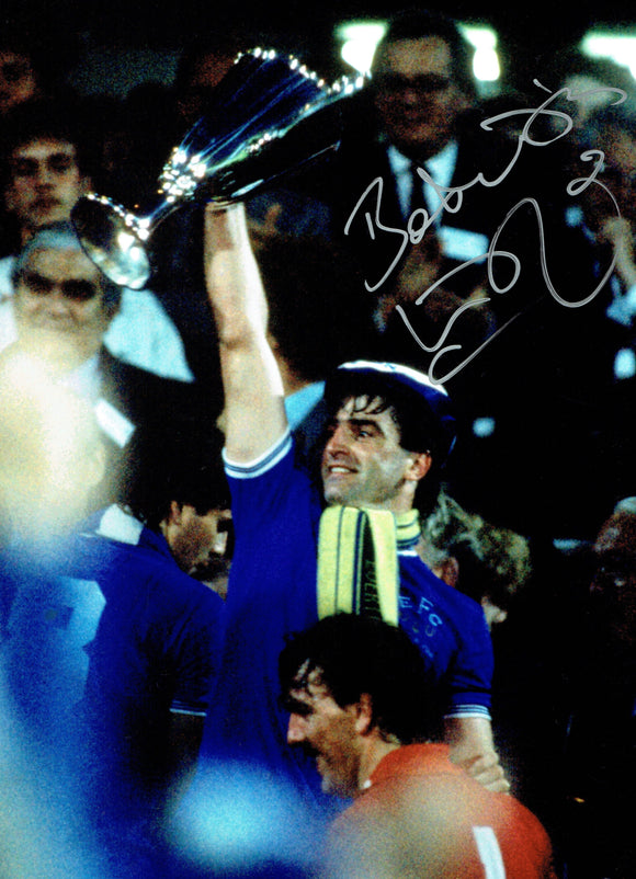 Kevin Ratcliffe - Everton F.C. - European Cup Winners Cup - 16 x 12 Autographed Picture