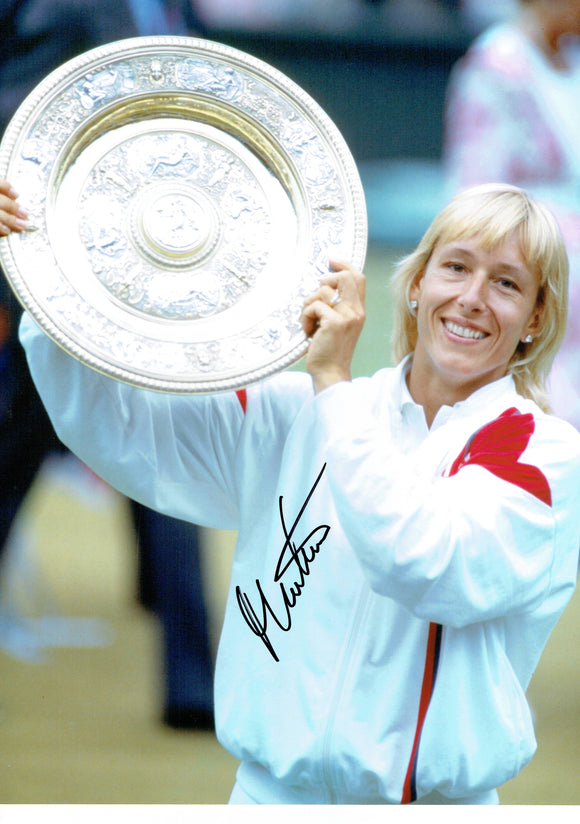 Martina Navrailova - Wimbeldon Champion - 16 x 12 Autographed Picture