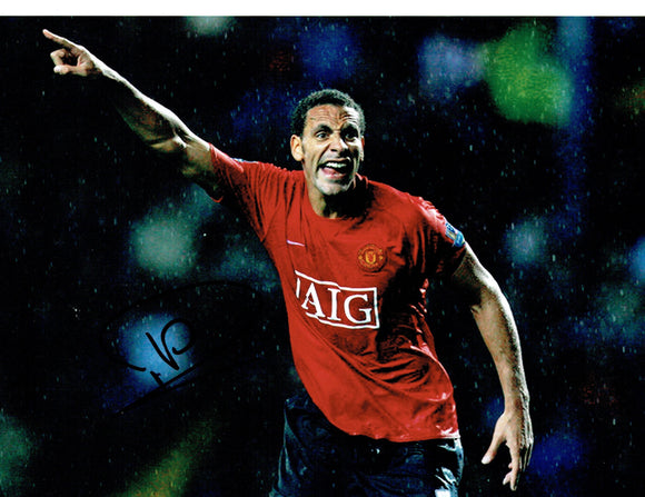 Rio Ferdinand - Manchester United - 10 x 8 Autographed Picture