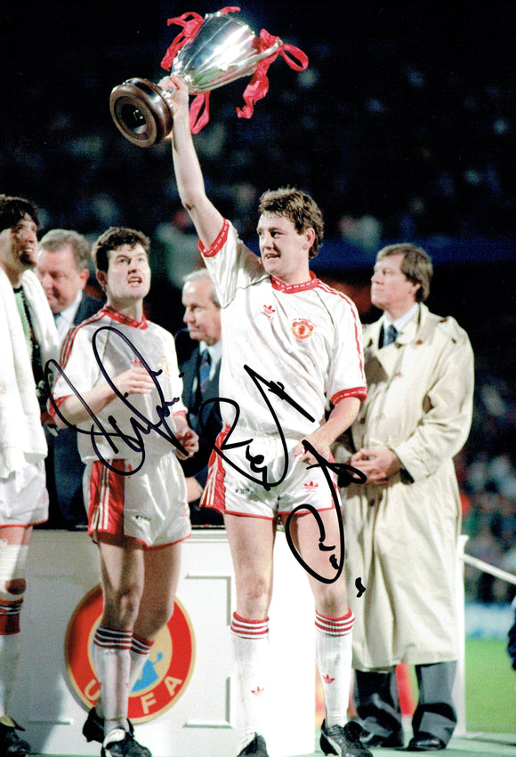 Steve Bruce & Denis Iwrin - Manchester United - 1991 Cup Winners Cup Final - 12 x 8 Autographed Picture