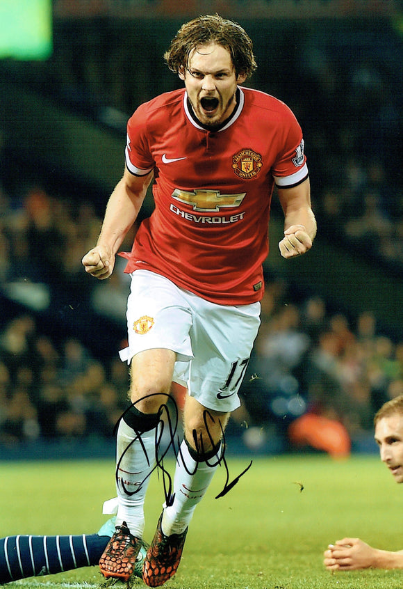 Daley Blind - Manchester United - 12 x 8 Autographed Picture