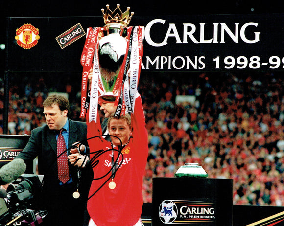 Ole Gunnar Solskjaer - Manchester United - 1999 Premier Leauge Champion - 10 x 8 Autographed Picture