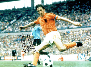 Johan Cruyff - Holland - 16 x 12 Autographed Picture