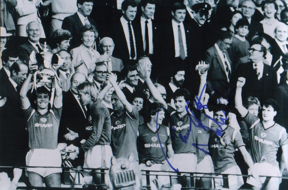 Norman Whiteside, Arthur Albiston & Paul McGrath - Manchester United - 9 x 6  Autographed Picture