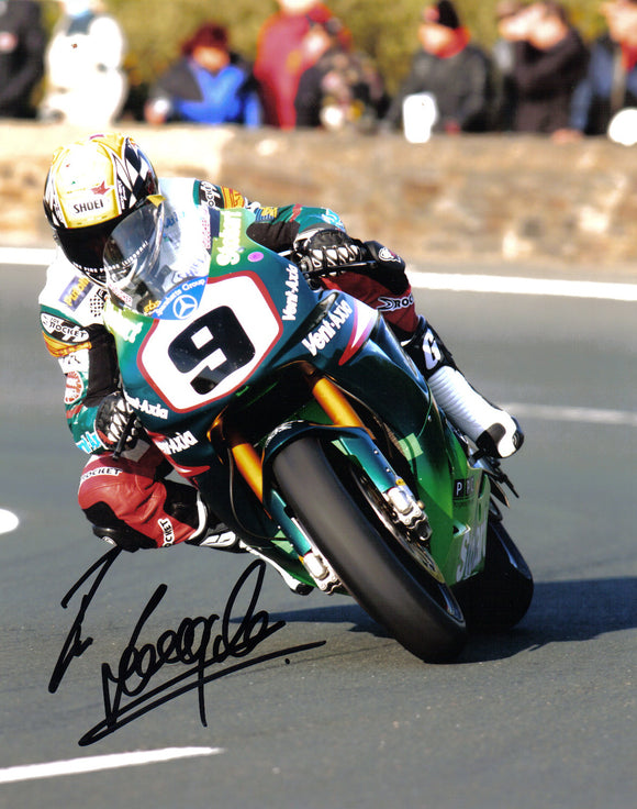 Ian Lougher - Gooseneck - TT 2006 - 10 x 8 Autographed Picture