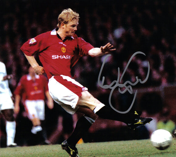 David May - Manchester United - 10 x 8 Autographed Picture
